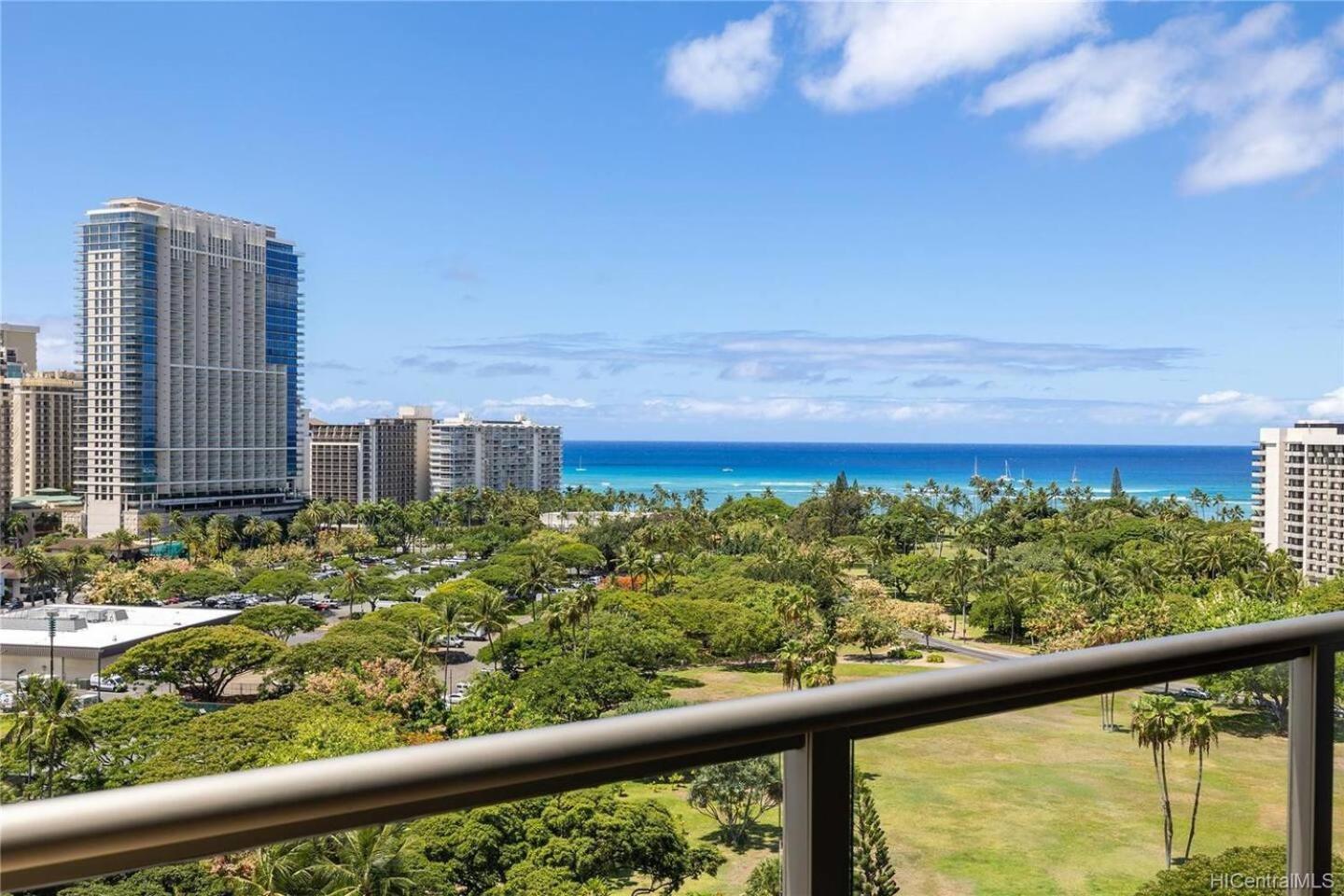 Luana Waikiki Oceanview High Floor Condo 1210 Honolulu Eksteriør bilde